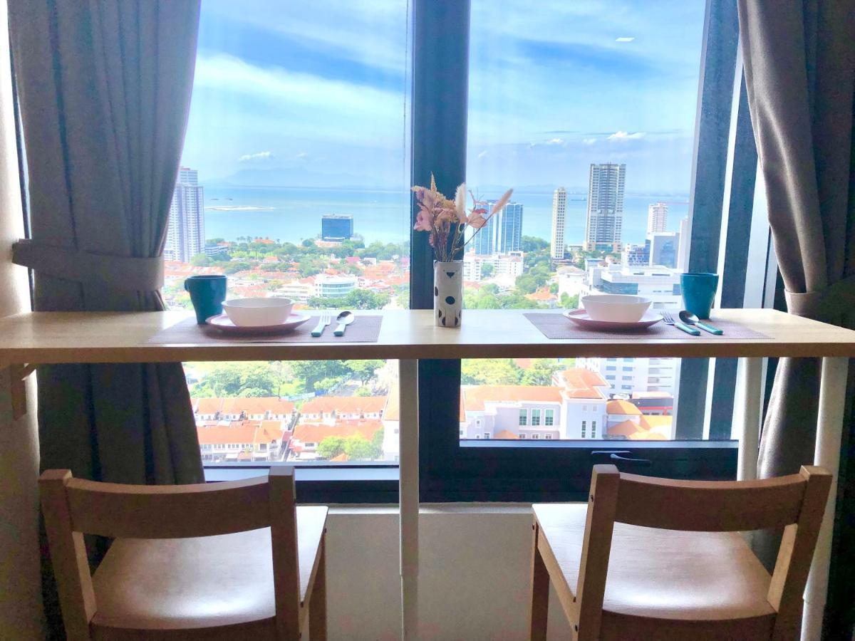 Tropicana 218 Macalister Netflix Unit By Blue Sky Holidays George Town Exterior foto