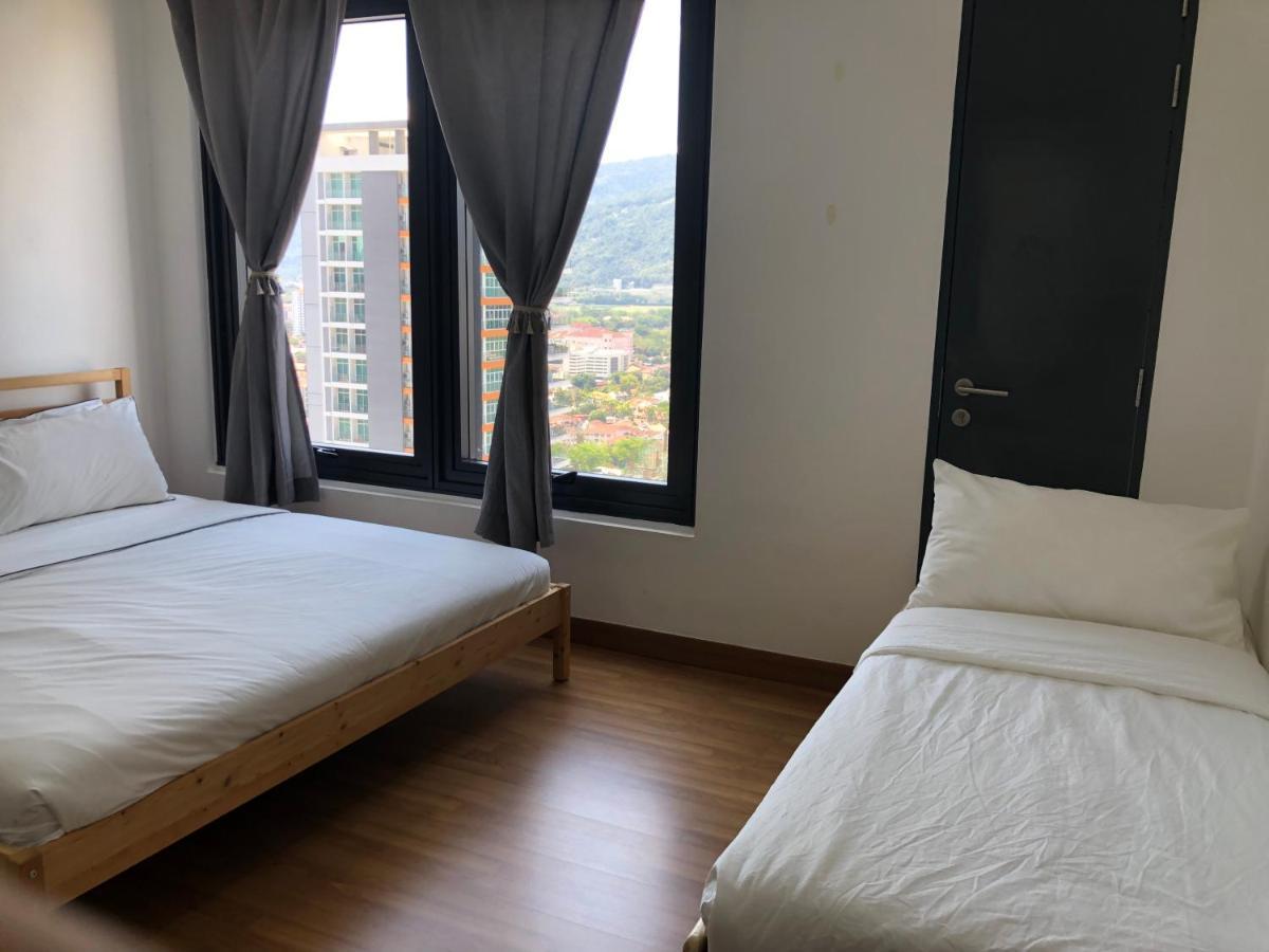 Tropicana 218 Macalister Netflix Unit By Blue Sky Holidays George Town Exterior foto