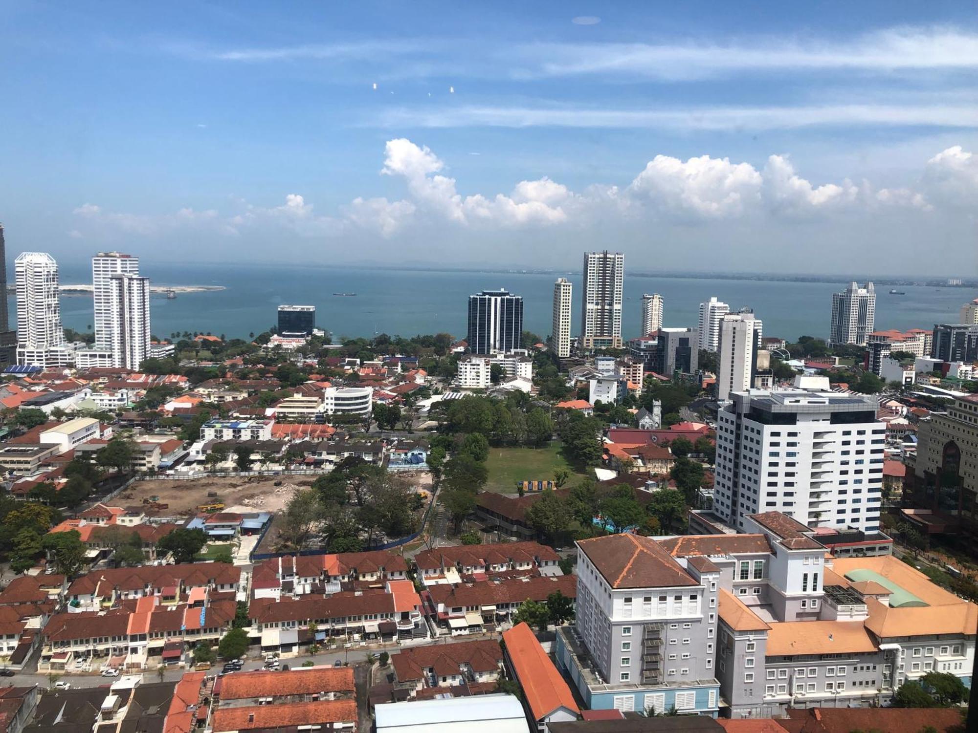 Tropicana 218 Macalister Netflix Unit By Blue Sky Holidays George Town Exterior foto